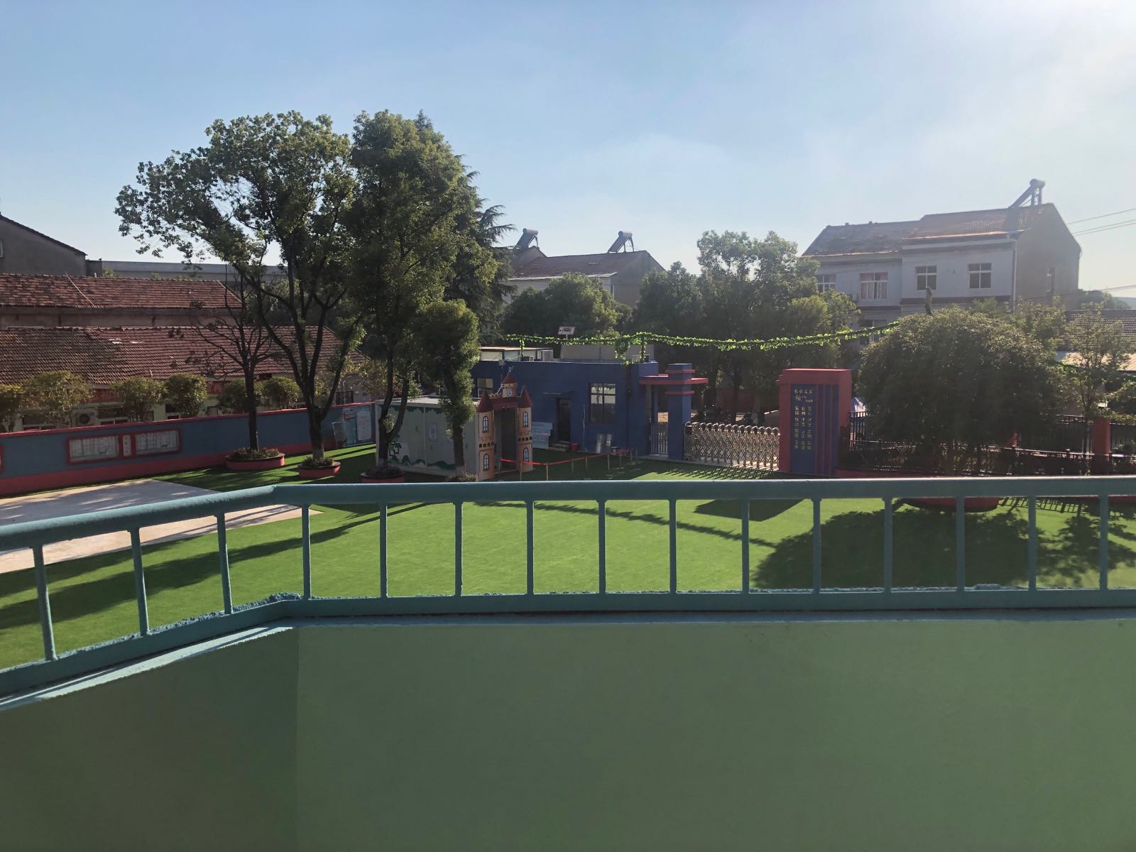 武汉东湖新技术开发区龙泉小学