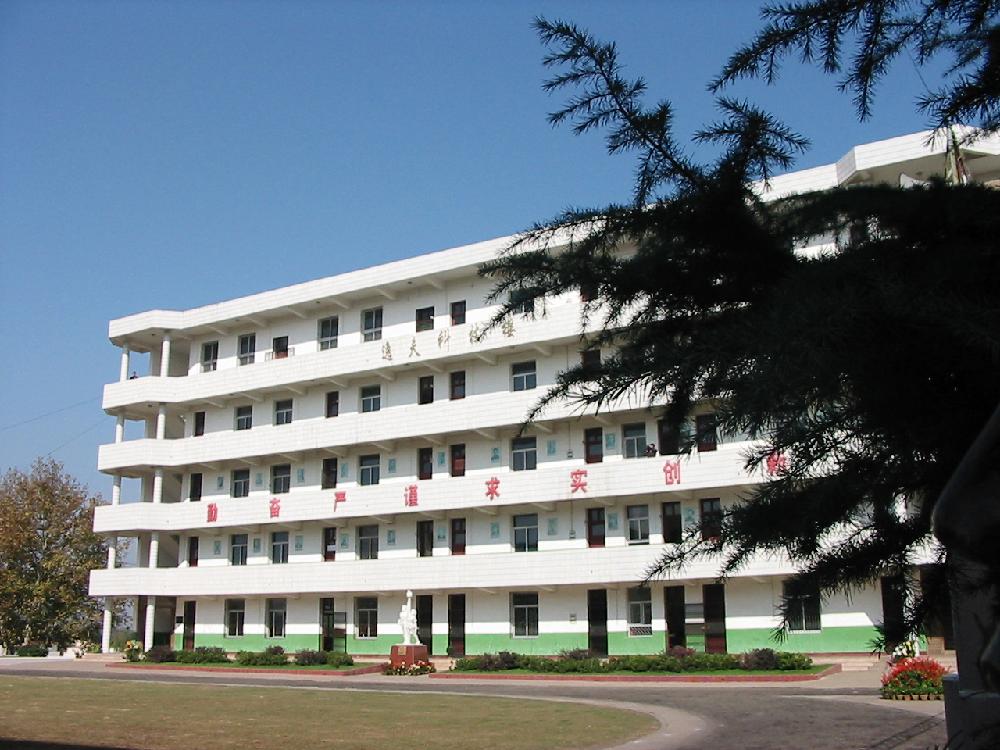 武汉市黄陂区滠口街滠口小学