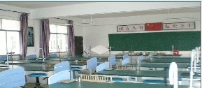 黄梅县五祖镇俊豪中学