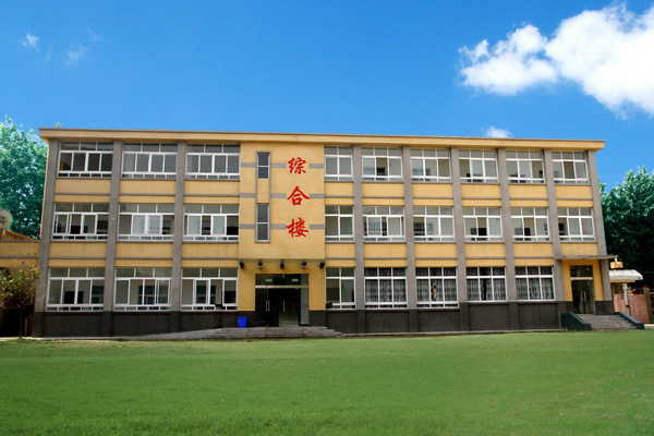 钟祥市胡集镇第四中学