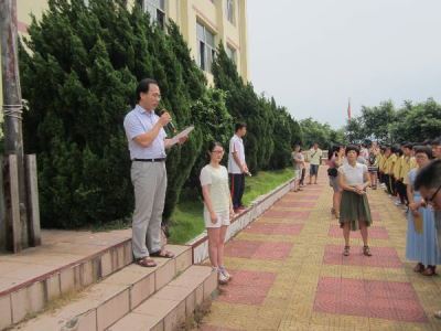 马尾亭江中学
