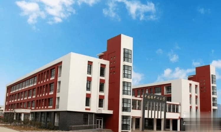 日照市岚山区中楼镇中心小学