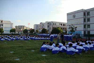 江苏省东台市许河镇中学