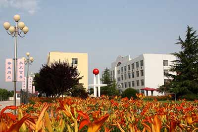 山东省文登市葛家中学