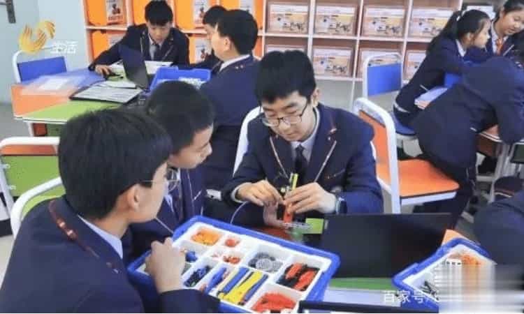 济南市历城区万象新天学校